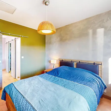 Feriehus Pet Friendly In Eyraud-crempse-maurens
