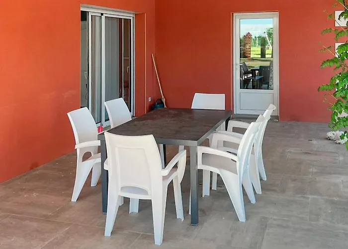 Hébergement de vacances Lovely In Eyraud-crempse-maurens *