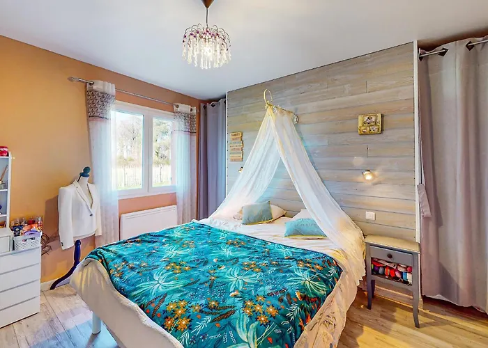 Lovely In Eyraud-crempse-maurens Saint-Jean-dʼEyraud