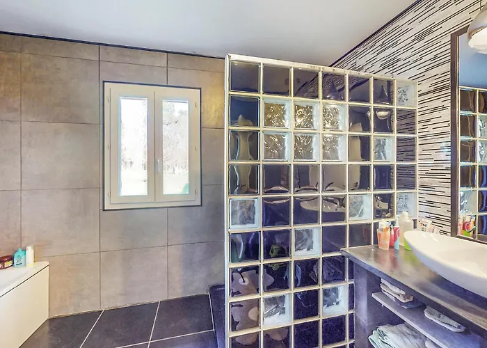 Lovely In Eyraud-crempse-maurens * Saint-Jean-dʼEyraud