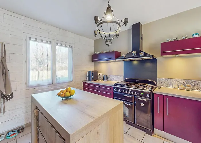 Lovely In Eyraud-crempse-maurens Saint-Jean-dʼEyraud