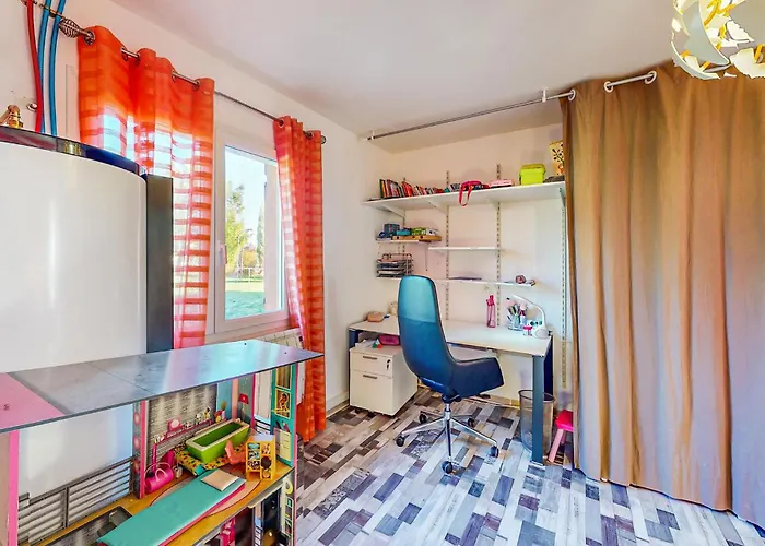 بيت للعطل Lovely In Eyraud-crempse-maurens