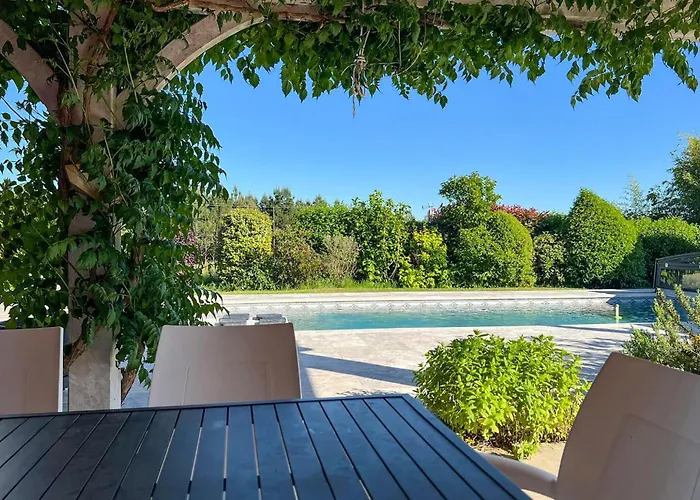 Lovely In Eyraud-crempse-maurens *